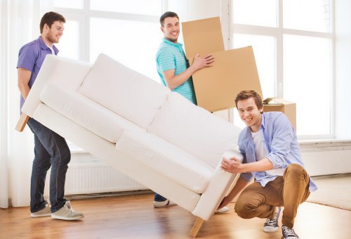 Moving truck service for Wimbledon residential and commercial relocations