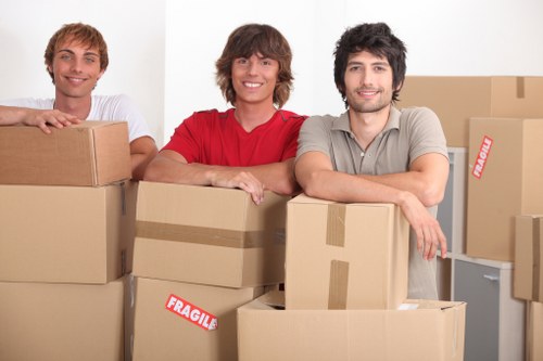 Removal truck hire in Wimbledon for home and business moves