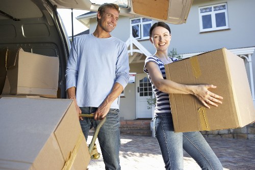 Reliable Movers Wimbledon secure payment confirmation graphic